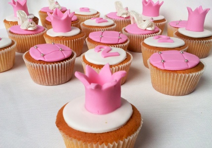 Leuke meiden cupcakes in prinsessen stijl