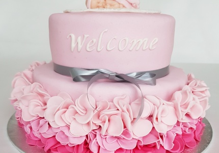 Roze babyshowertaart