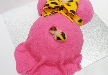 Zwangerebuik taart voor babyshower