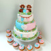 Stapeltaartmettweegeboetseerdehooglandersencupcakes