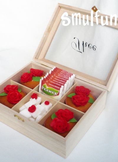 Theedoes met lekkere cupcakes Theedoos_cupcakes