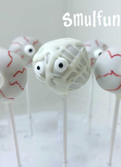 Halloween cakepops in de vorm van oogballen