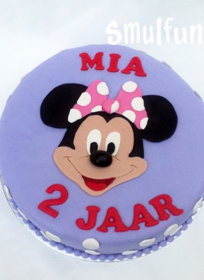 Minnie mouse taart