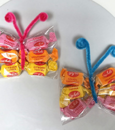 Vlindertraktatie met zes fruitige snoepjes